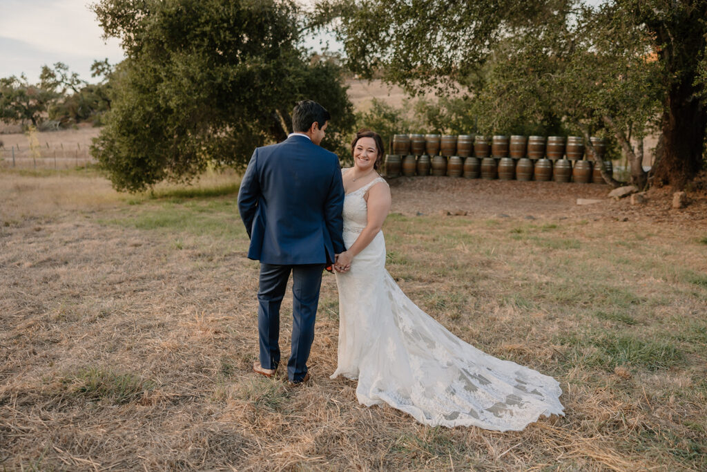 wedding pictures in a field