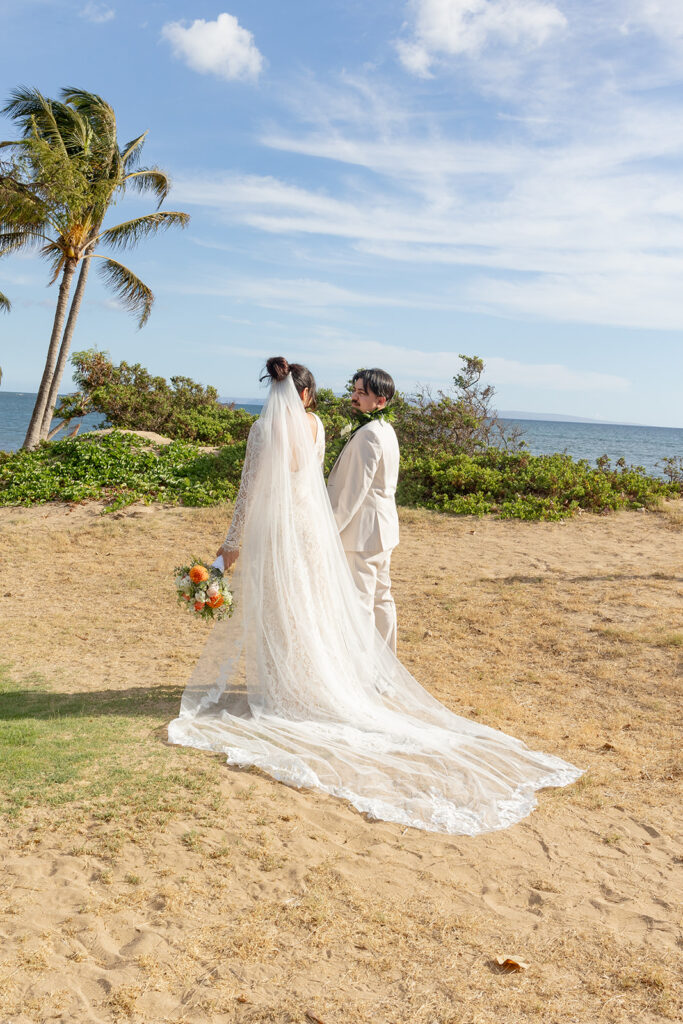 a bridal photoshoot in hawaii
