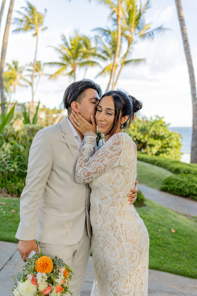 a bridal photoshoot in hawaii
