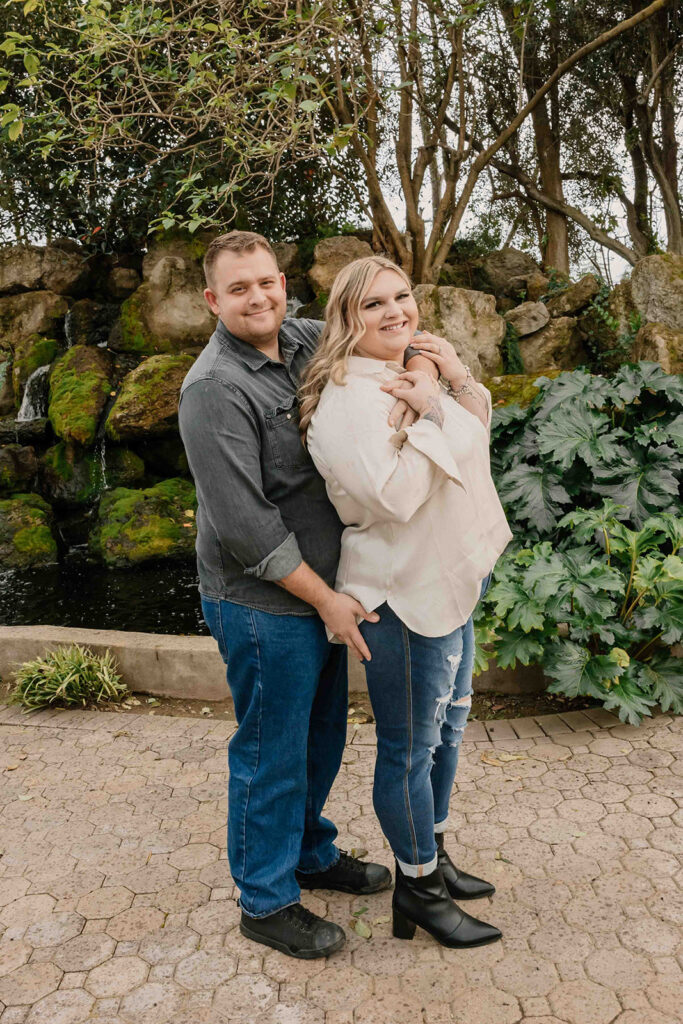 couple posing for their engagement session
