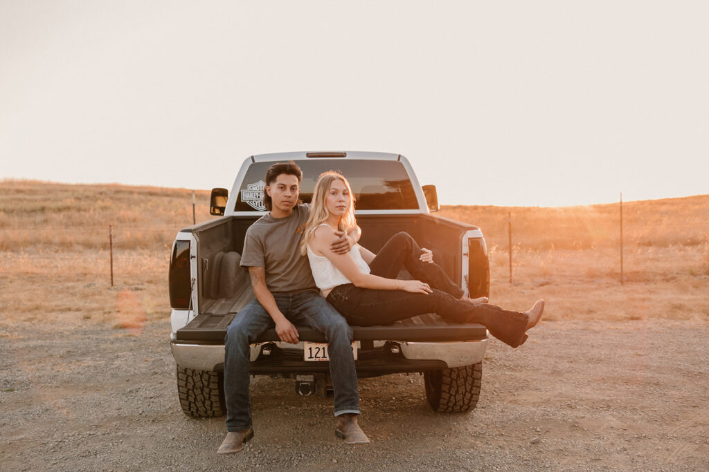 Rohnert Park couples photoshoot outdoors
