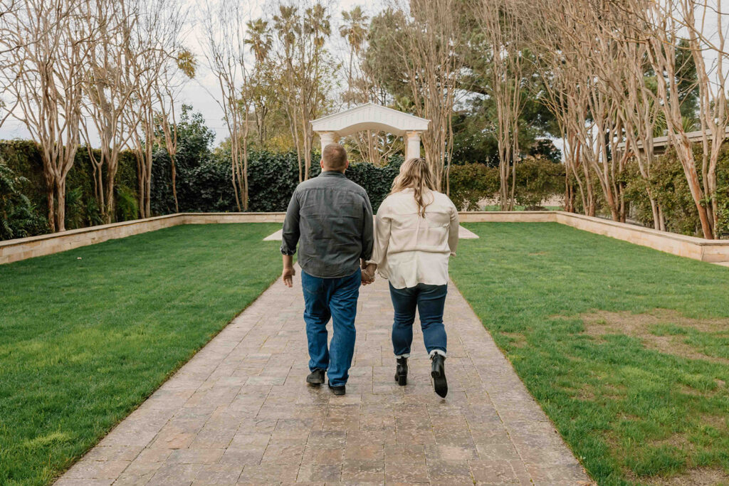 an outdoor engagement photoshoot
