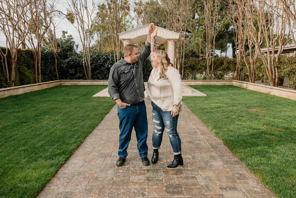 couple taking engagement photos
