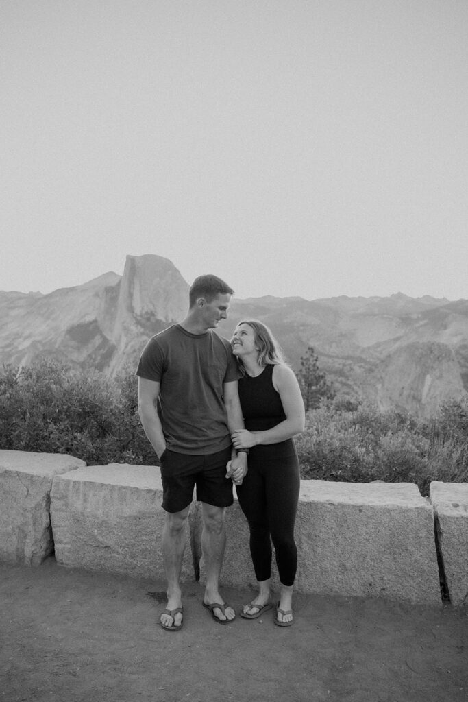 an engagement photoshoot outdoors in yosemite
