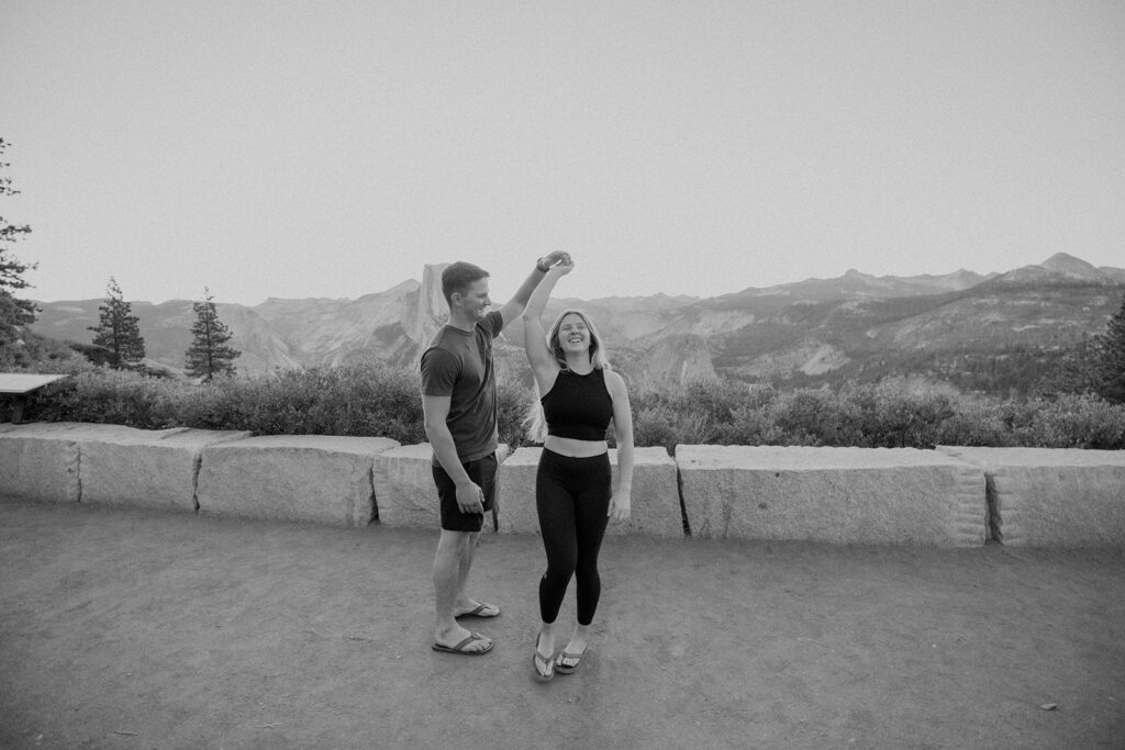 a surprise proposal photoshoot in yosemite
