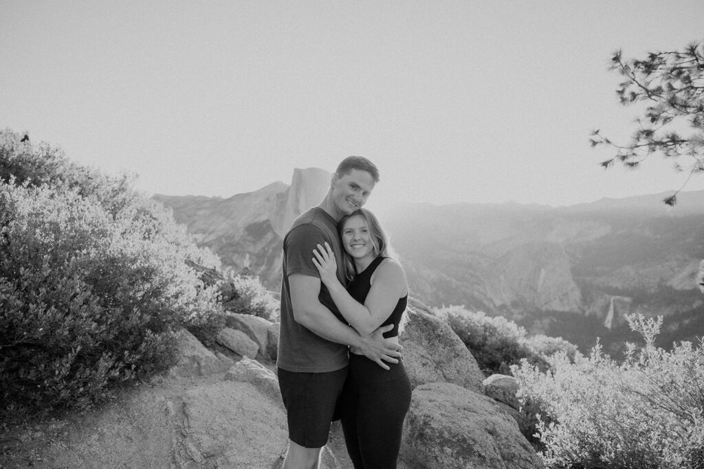 a surprise proposal photoshoot in yosemite
