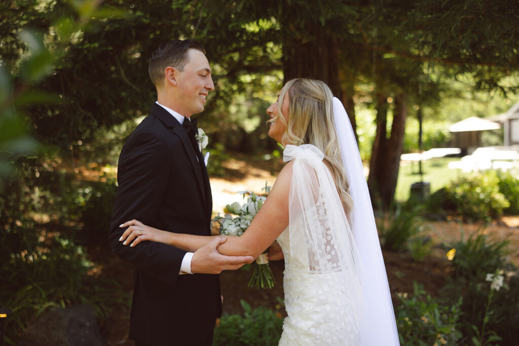 couple posing for wedding photos
