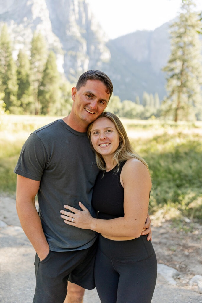 an engagement photoshoot outdoors in yosemite
