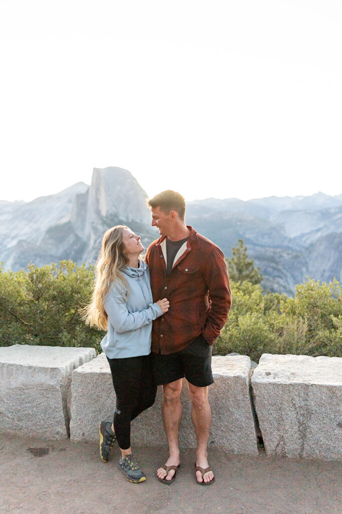 an engagement photoshoot outdoors in yosemite
